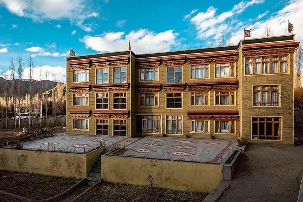 לה Hotel Alpine Ladakh מראה חיצוני תמונה