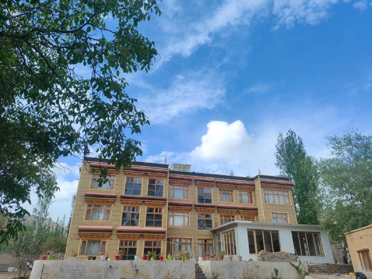 לה Hotel Alpine Ladakh מראה חיצוני תמונה