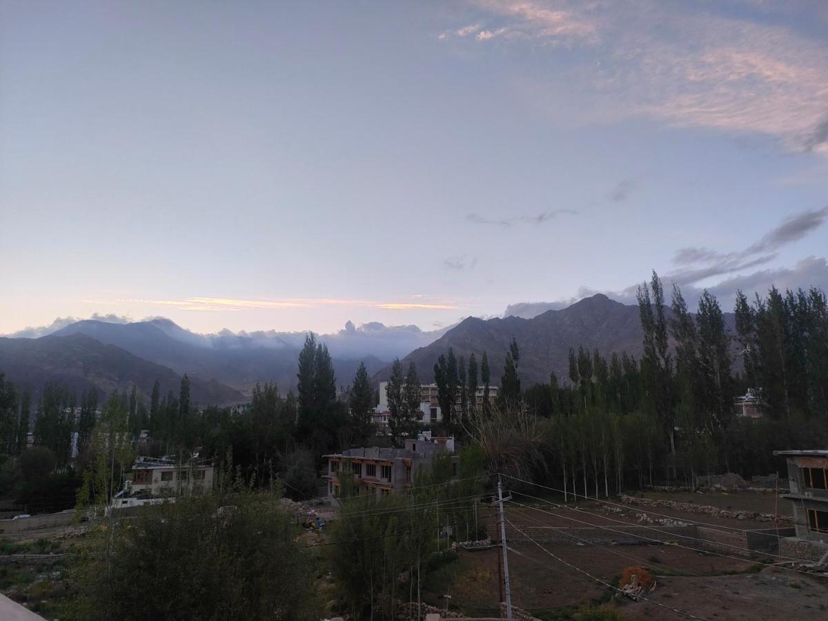 לה Hotel Alpine Ladakh מראה חיצוני תמונה