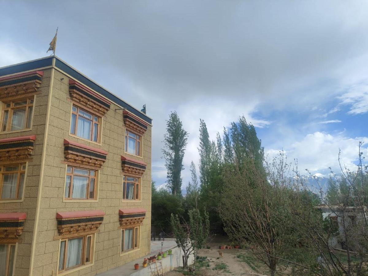 לה Hotel Alpine Ladakh מראה חיצוני תמונה